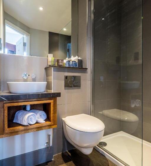 חדר יחיד קלאסי, Red Lion