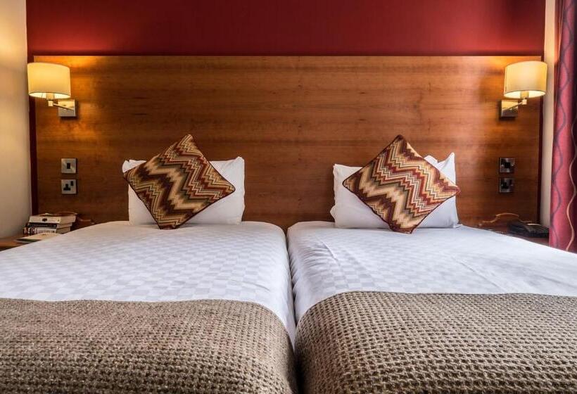 חדר קלאסי, Red Lion