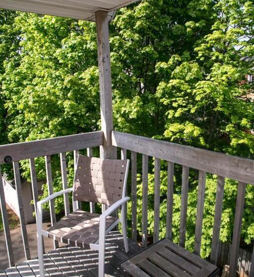 バルコニー付スイート, The Harbour House