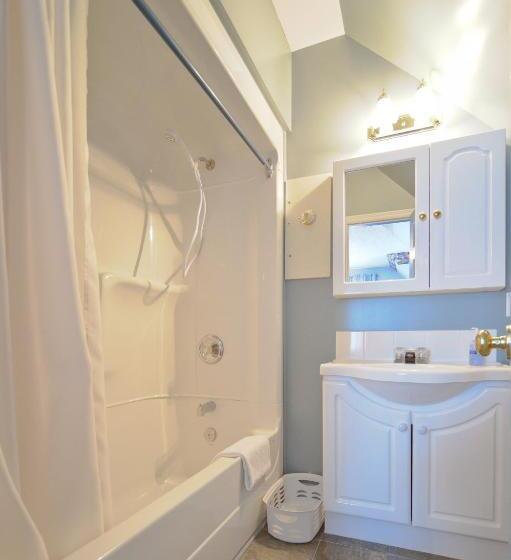 Номер Стандарт 2 Двуспальные Кровати, The Harbour House