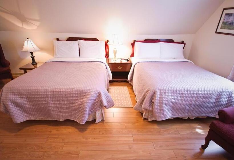 Номер Стандарт 2 Двуспальные Кровати, The Harbour House