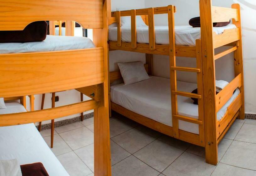 اتاق خانوادگی, Resort Thiago