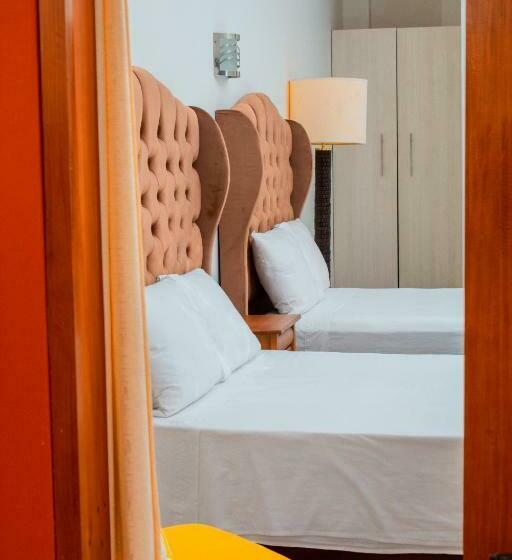 سوییت جونیور, Resort Thiago