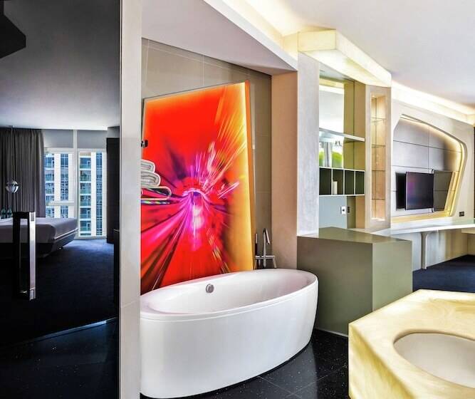 سوییت لوکس, V Hotel Dubai, Curio Collection By Hilton