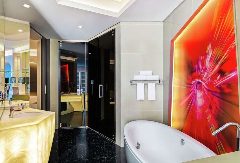 اتاق لوکس, V Hotel Dubai, Curio Collection By Hilton