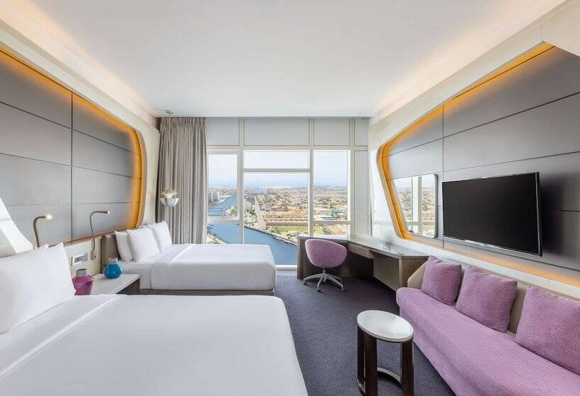 اتاق لوکس با چشم‌انداز, V Hotel Dubai, Curio Collection By Hilton