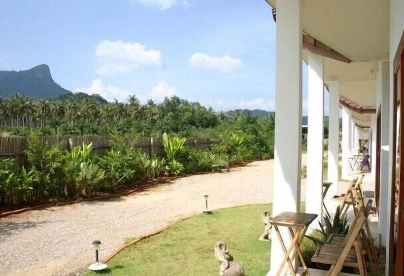 בקתה סטנדרטית, Naga Peak Resort