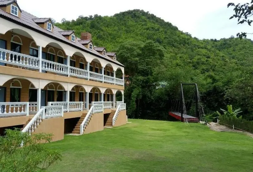 Superior-huone, Stamp Hills Resort