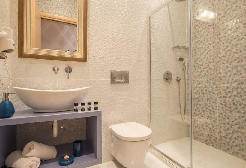 스탠다드 스튜디오, Aphrodite Studios