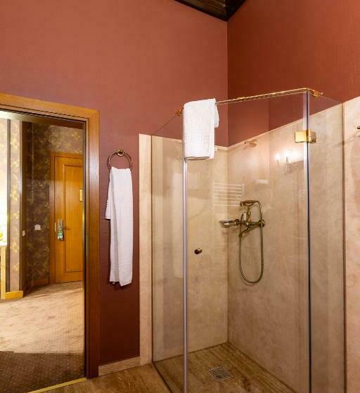 Номер Стандарт, Am Ring