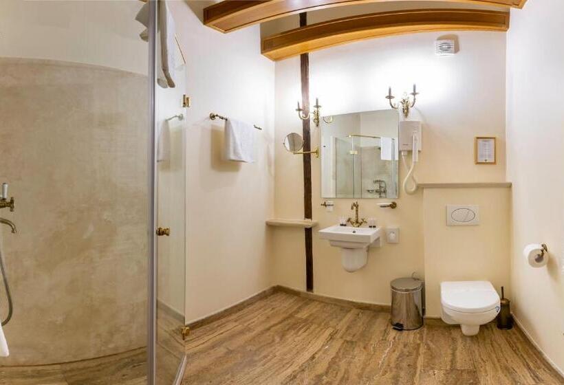 Номер Стандарт, Am Ring