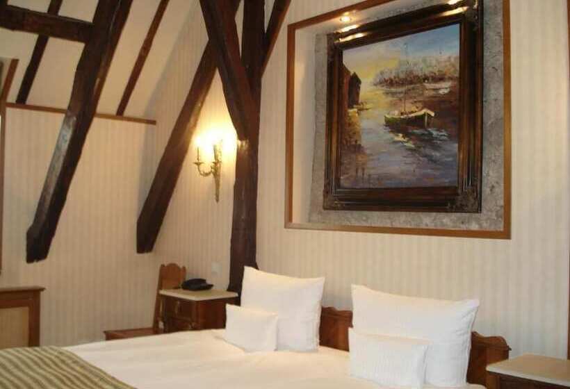 Номер Стандарт, Am Ring