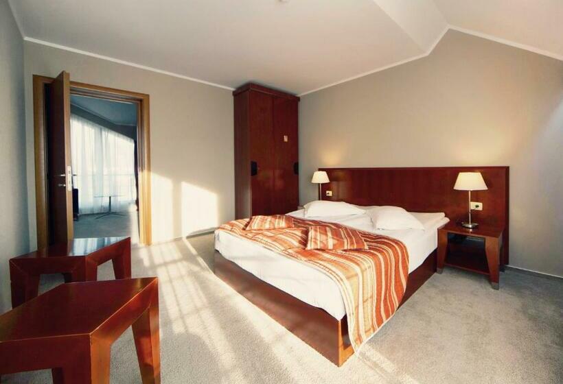 Люкс 2 Спальни, Atrium