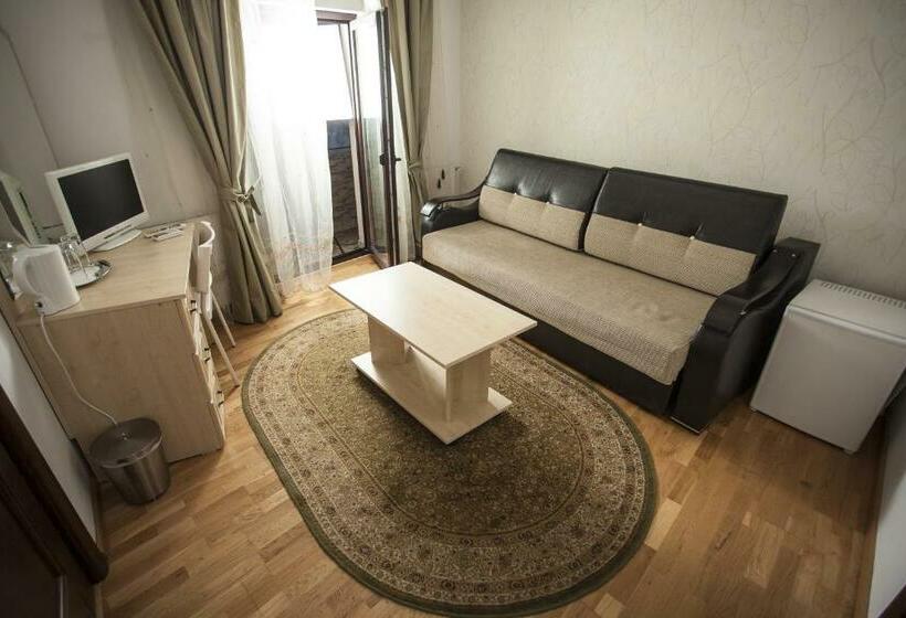 سوییت خانوادگی, City Garden Rooms And Apartments