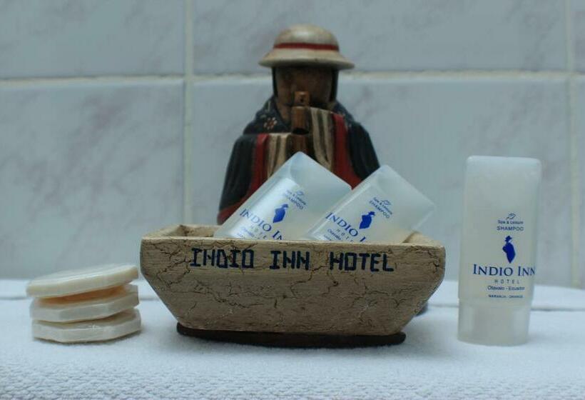 اتاق استاندارد سه نفره, El Indio Inn