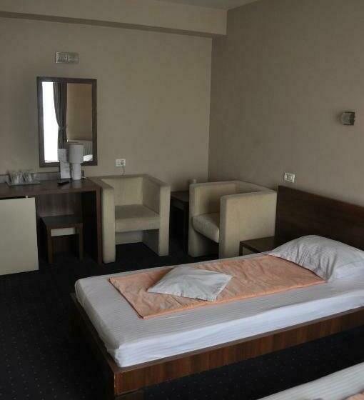 חדר סטנדרט, Euro House