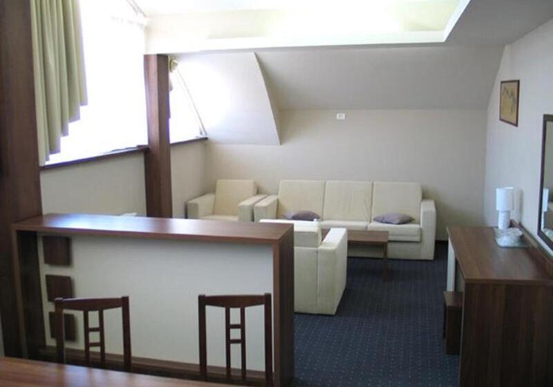 חדר סטנדרט, Euro House