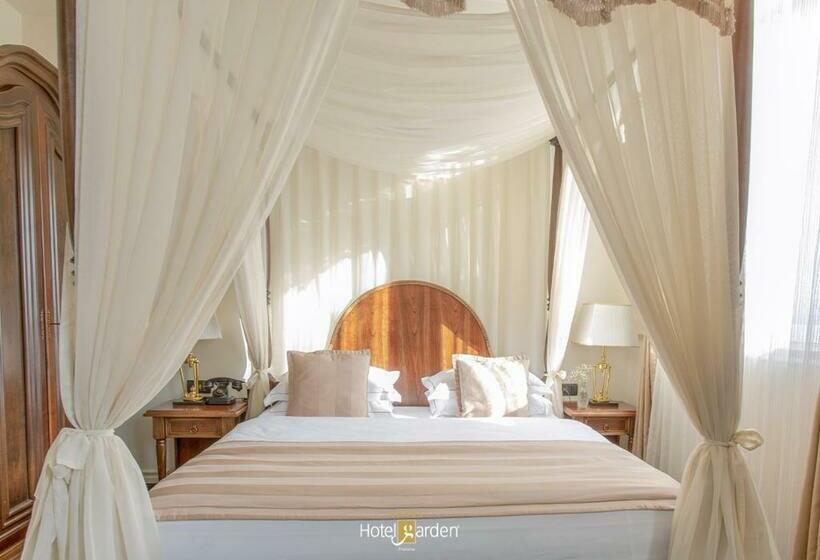 سوییت جونیور, Garden