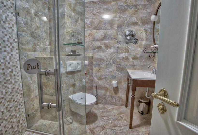 اتاق استاندارد سه نفره, Garden