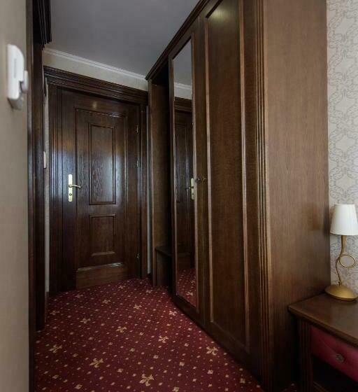 シングルデラックスルーム, Golden Palace