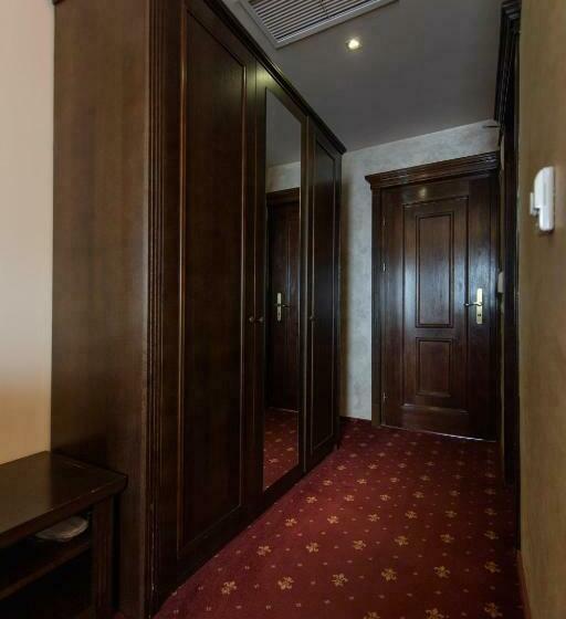 シングルデラックスルーム, Golden Palace