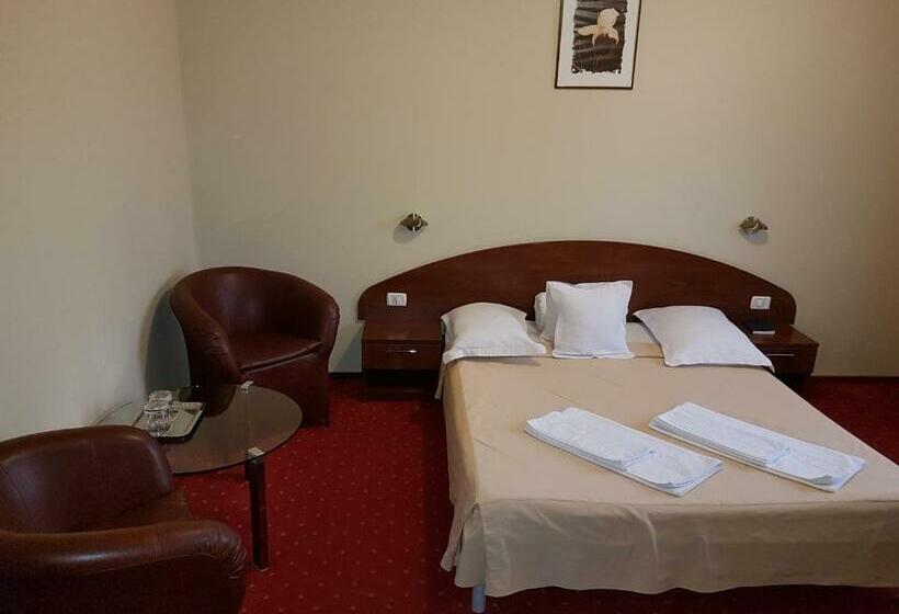 غرفة قياسية, Iris