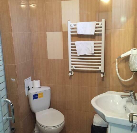 스탠다드 테라스 룸, Mihaela