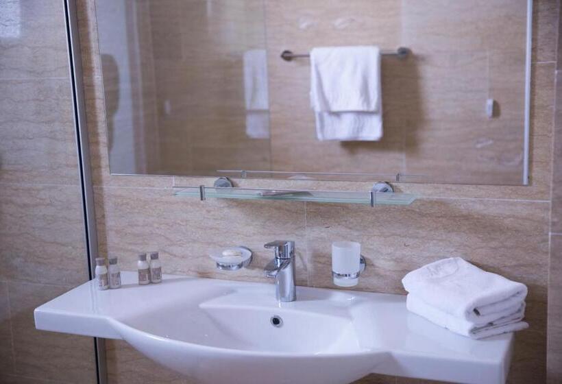 ジュニアスイート, Nautic Luxury Club