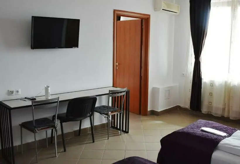 １ベッドルームアパートメント, Pension Recidency