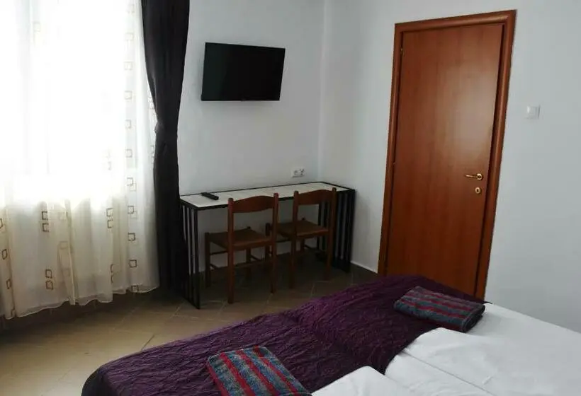 ２ベッドルームアパートメント, Pension Recidency
