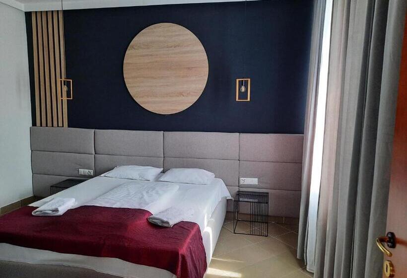 高级大房间, Pension Recidency