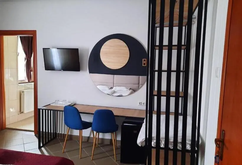 スーペリアールーム, Pension Recidency
