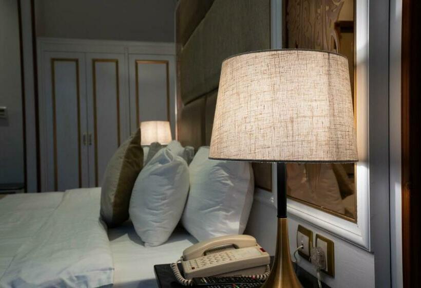 디럭스 룸, Platinum Al Khamseen