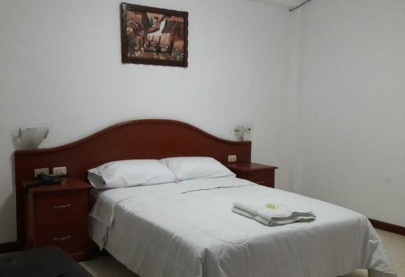 Superior Kamer, Qallwa Asia