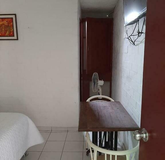 StandaardKamer, Qallwa Asia