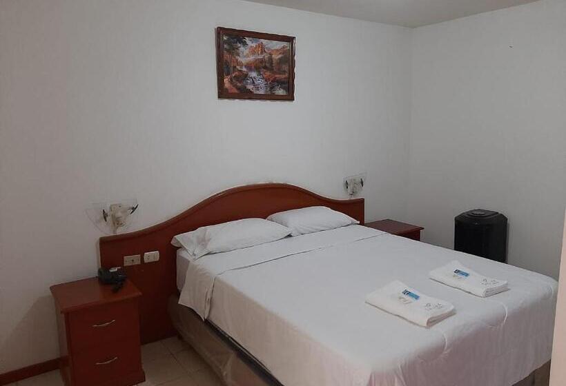 Superior Kamer, Qallwa Asia