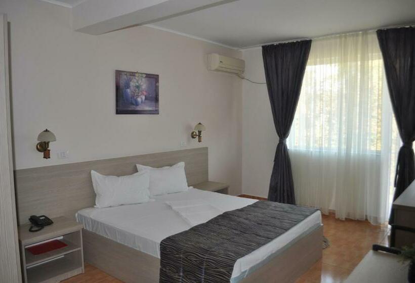 חדר סטנדרט, Regal