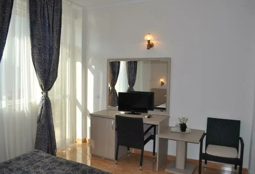 Standard-huone, Regal