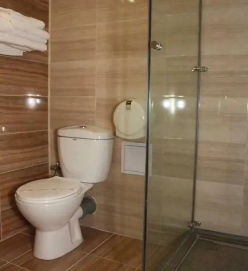 Standard-huone, Regal