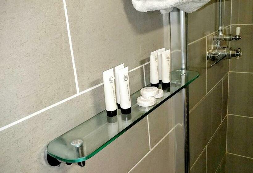 غرفة قياسية, Smiths