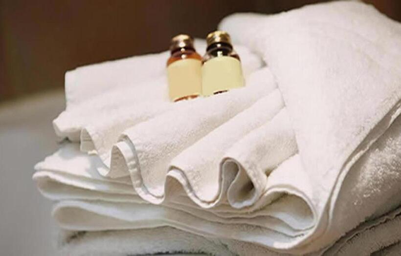 غرفة إقتصادية, Smiths