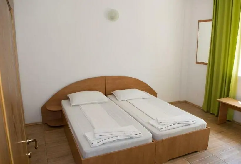 اتاق استاندارد, Tiberius Residence