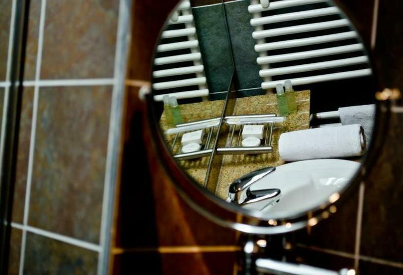 스탠다드 룸, Tolea