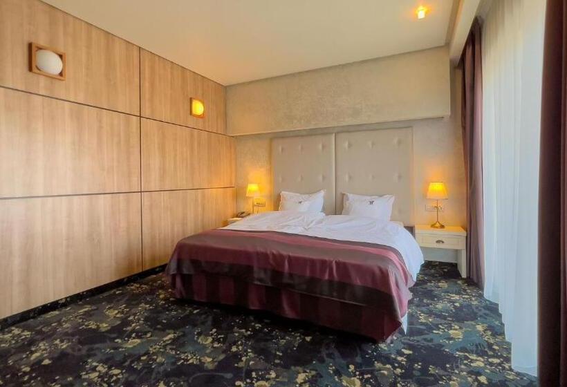 스탠다드 룸, Tolea