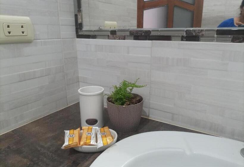 Номер Стандарт, Alojamiento Familiar Custodia