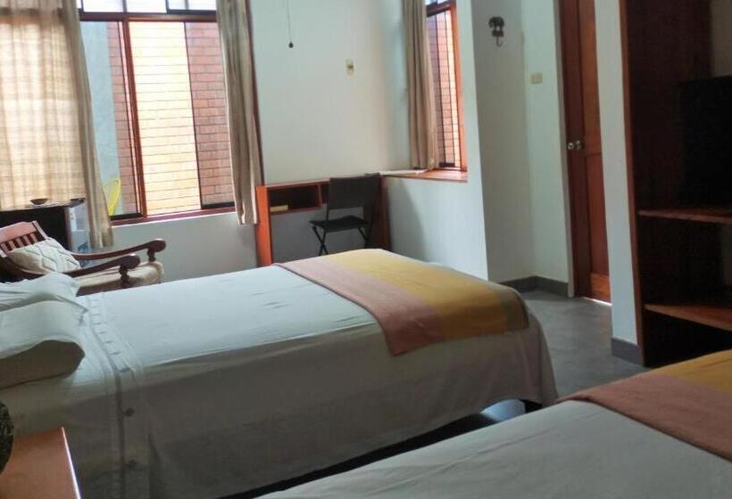 Номер Стандарт, Alojamiento Familiar Custodia