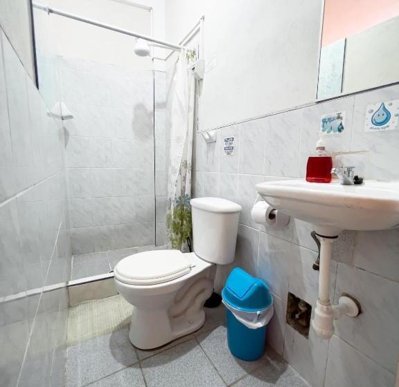 Quarto Estandar, El Mural Backpackers