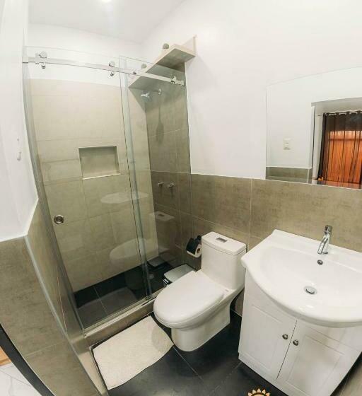 수피리어 룸, Los Esteros