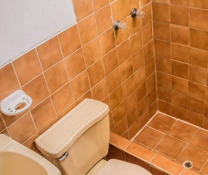 스탠다드 룸, Los Esteros