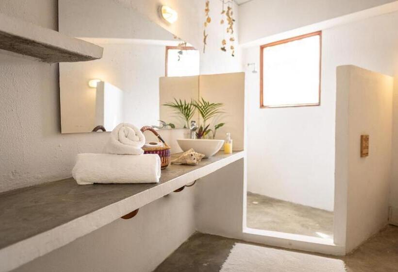 סוויטת דלוקס נוף לים, Casa Coraje